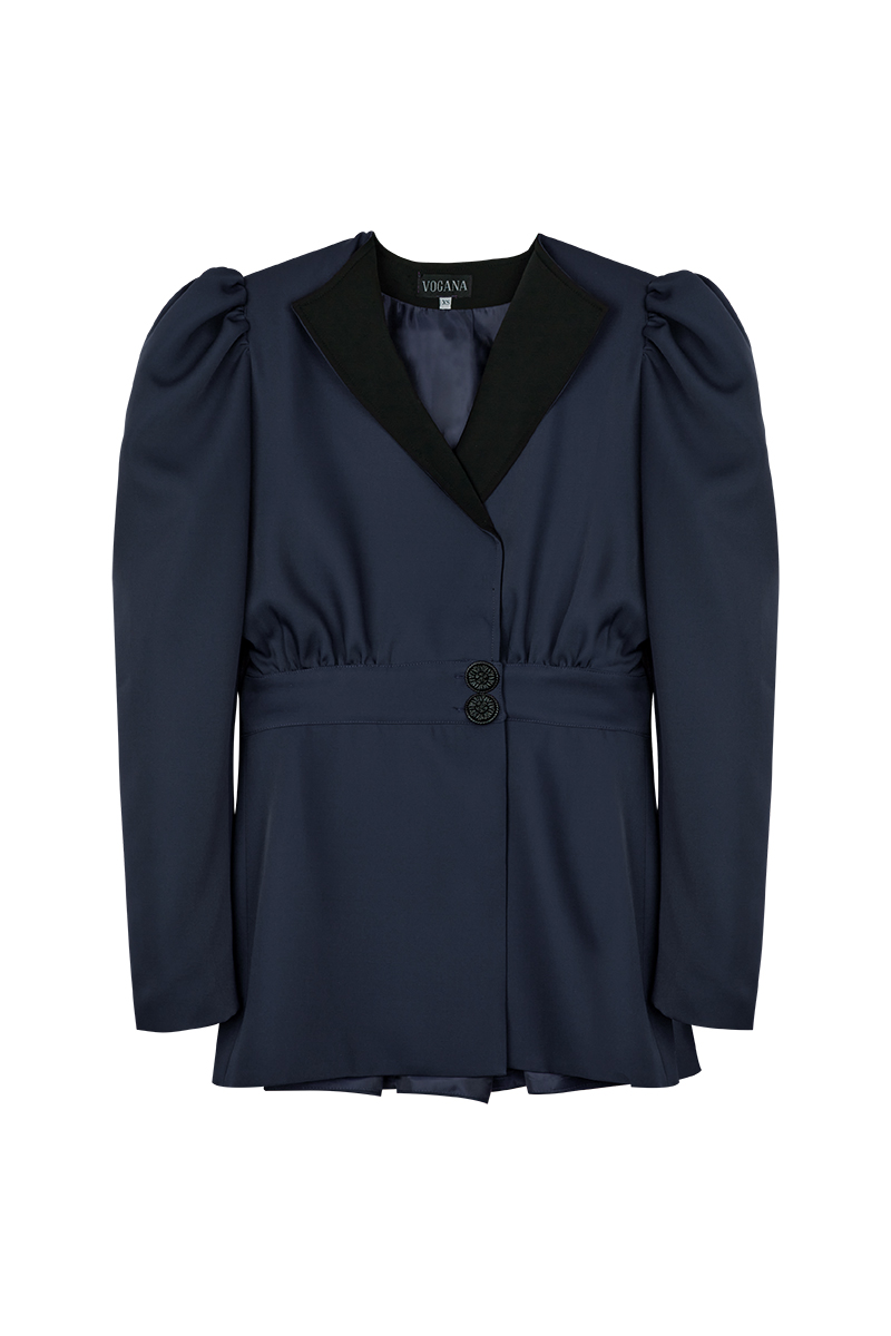 La Vogana 'Jacket Navy' es igual al anterior pero en azul oscuro, idónea para combinar con los pantalones Gaby. Precio: 199 euros. - imagen 7