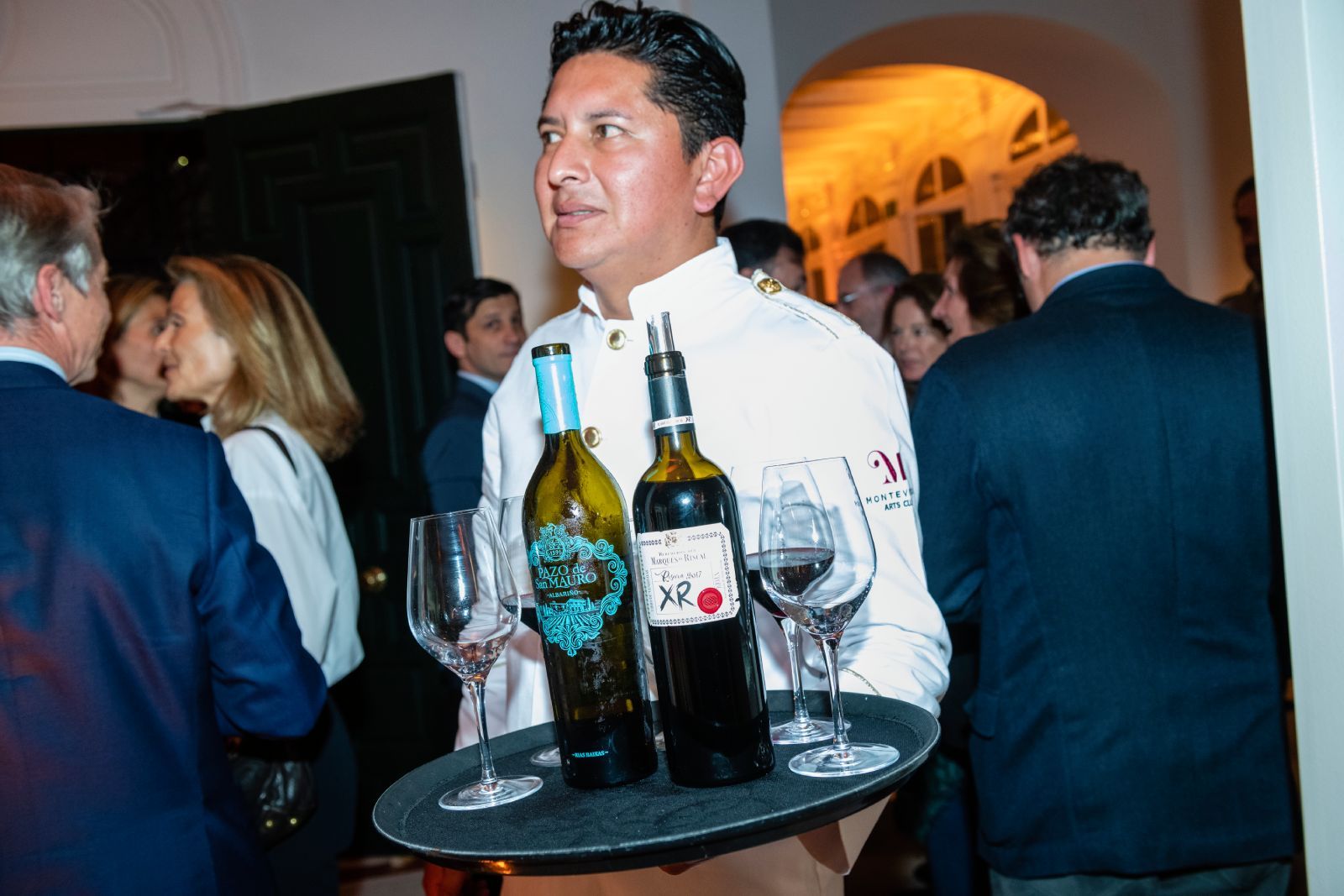 Albariño Pazo de San Mauro y Marqués de Riscal XR, reserva de 2017, fueron los otros vinos con los que se obsequió a los invitados. - imagen 33