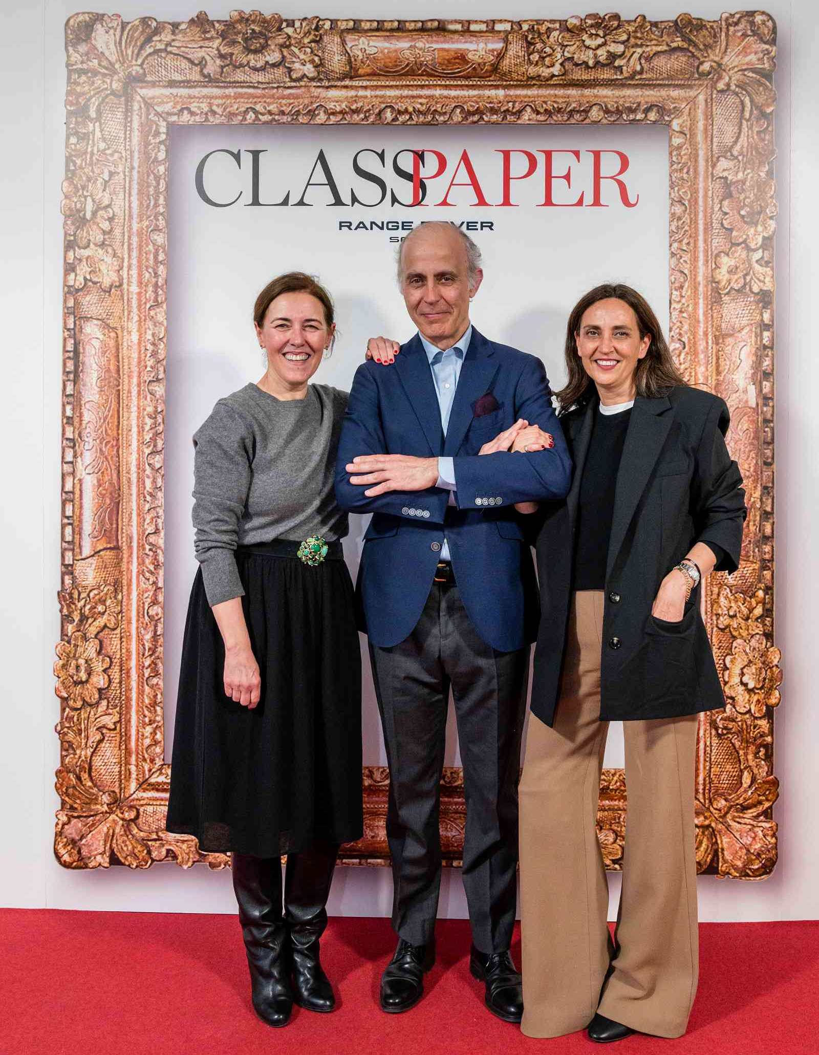 De izquierda a derecha, Olga Ruiz, directora de Telva; Ivan Martínez-Cubells y Carla Aguilar, fashion stylist brand consultant y colaboradora de CLASSPAPER. - imagen 48