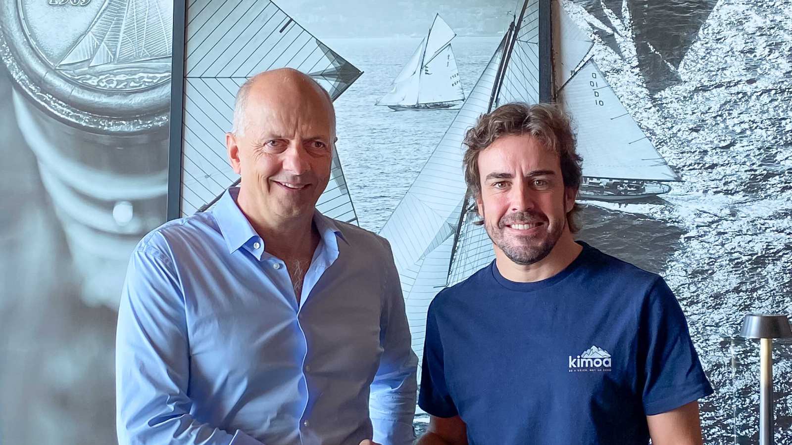 El francés nacionalizado polaco Francis Lapp, fundador y CEO de Sunreef Yachts, con Fernando Alonso,  embajador de la marca desde que encargó su yate. - imagen 1