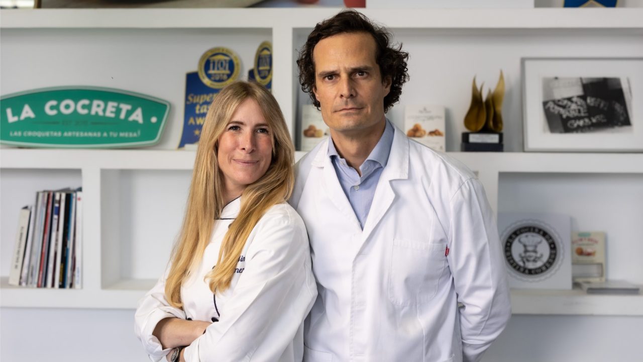Cristina Comenge y su marido Diego, fundadores de Oído Cocina, empresa de croquetas.