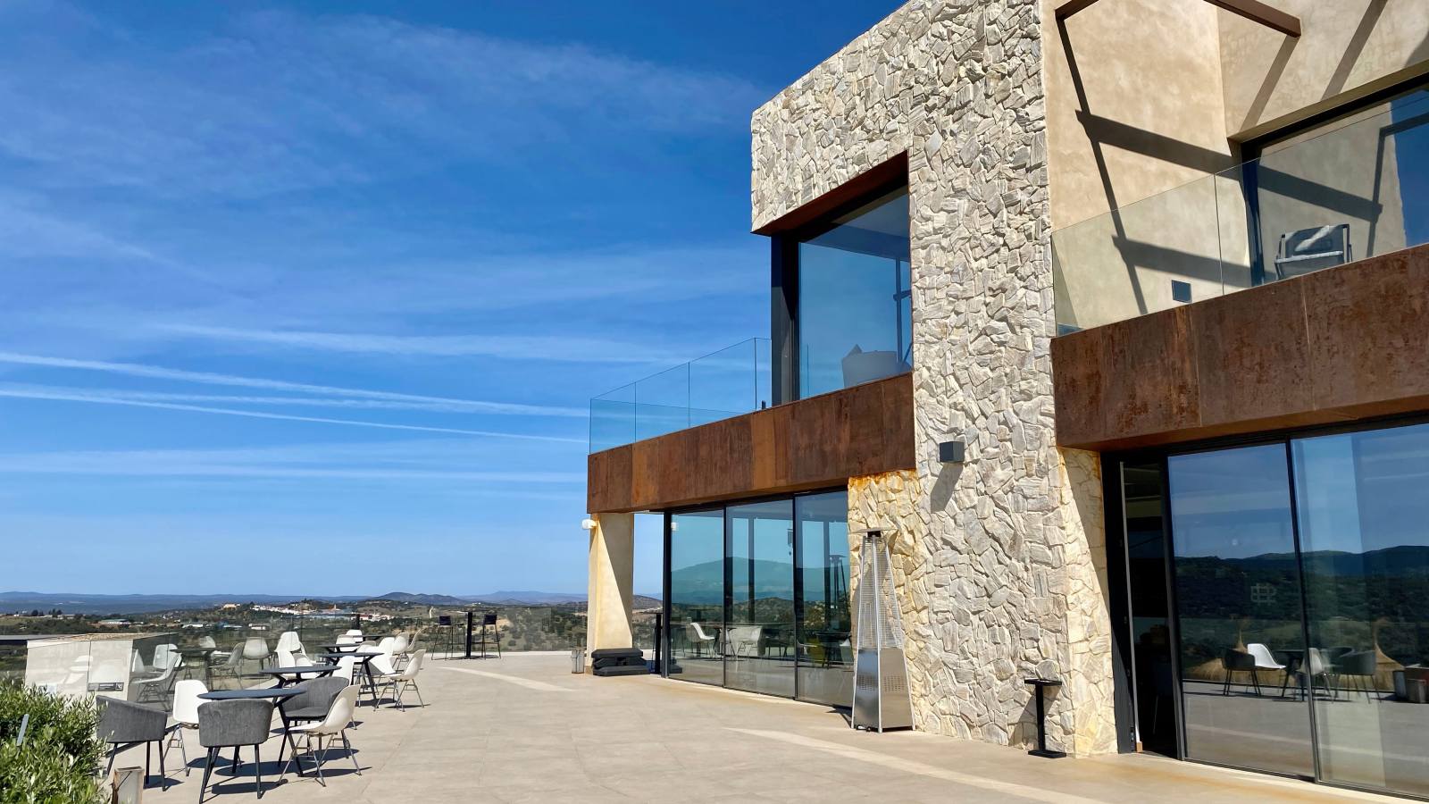 Desconecta2, un hotel con mirador de estrellas al sur de Extremadura 